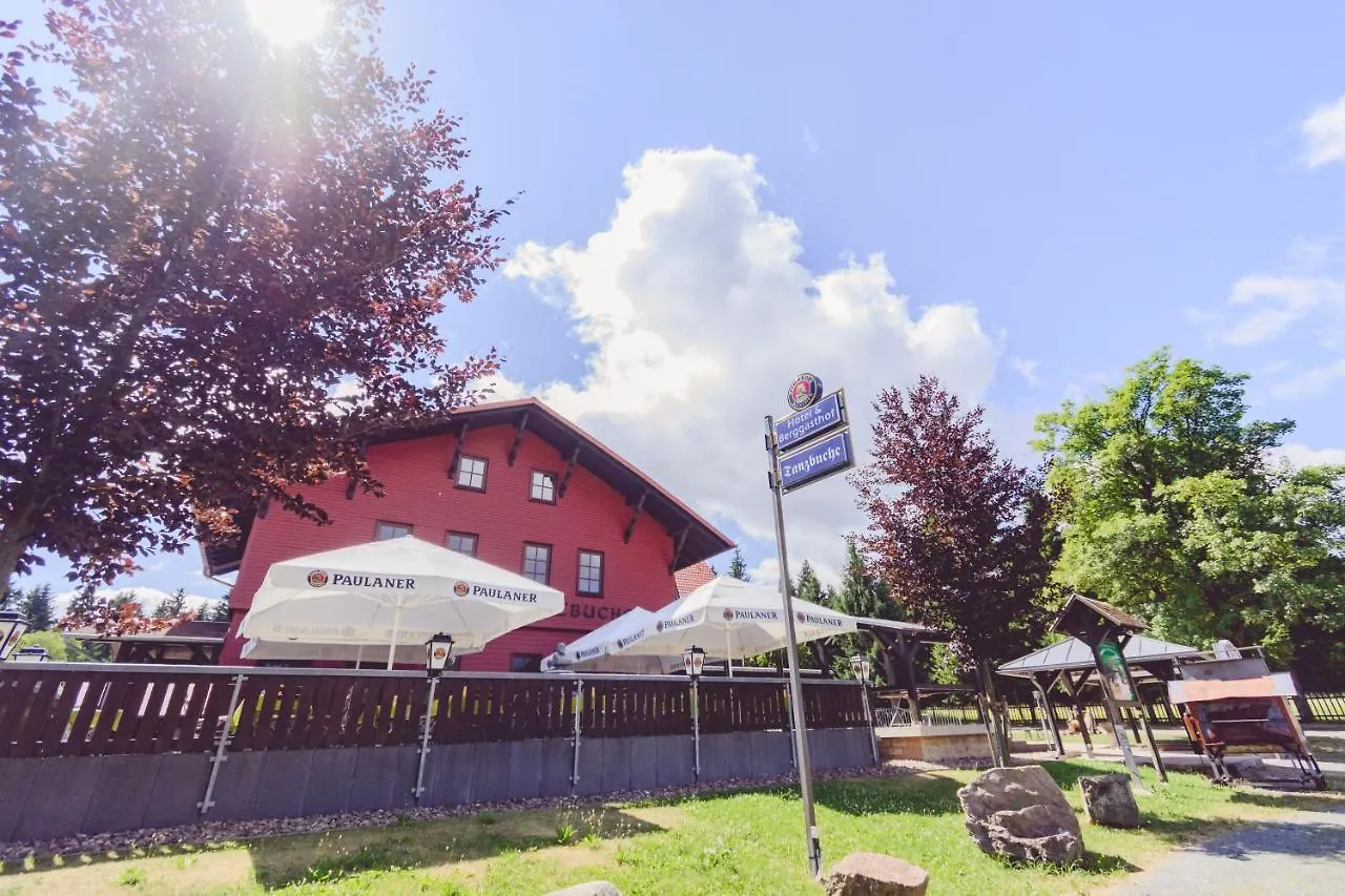 2 Hotels nahe Großer Inselsberg mit hervorragender Lage