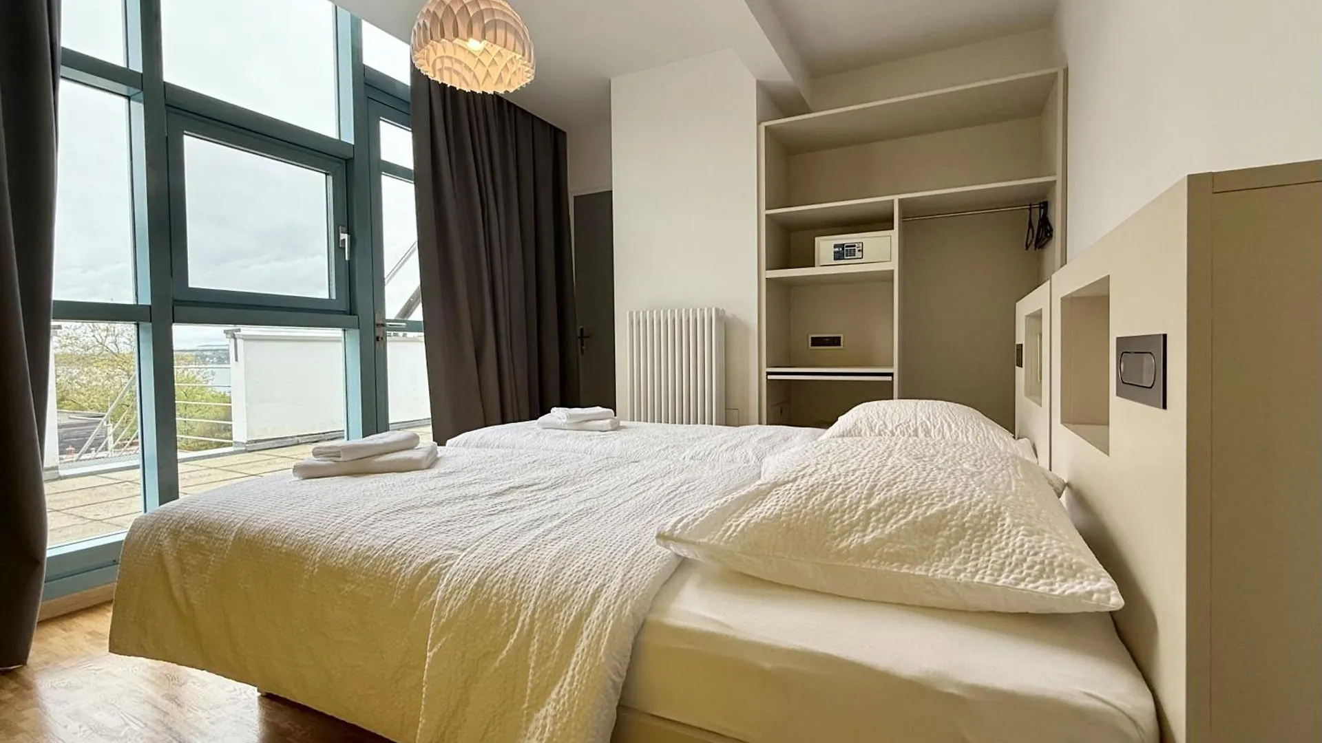 4 Günstige Hotels am Genfersee für Sparreisende