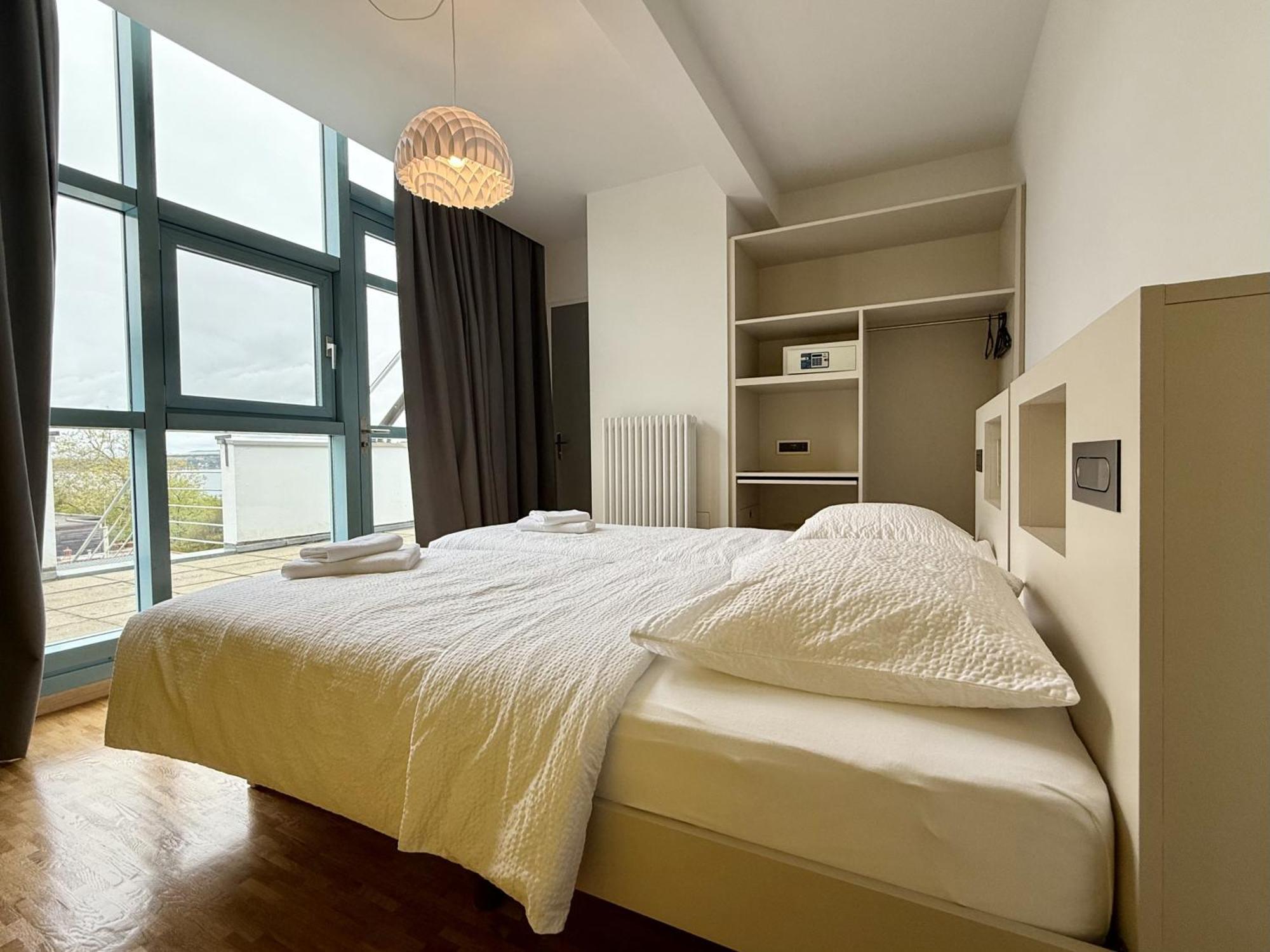 4 Günstige Hotels am Genfersee für Sparreisende